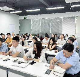 强化合同管理，提高法律意识——凯发旗舰厅生物开展法务知识培训